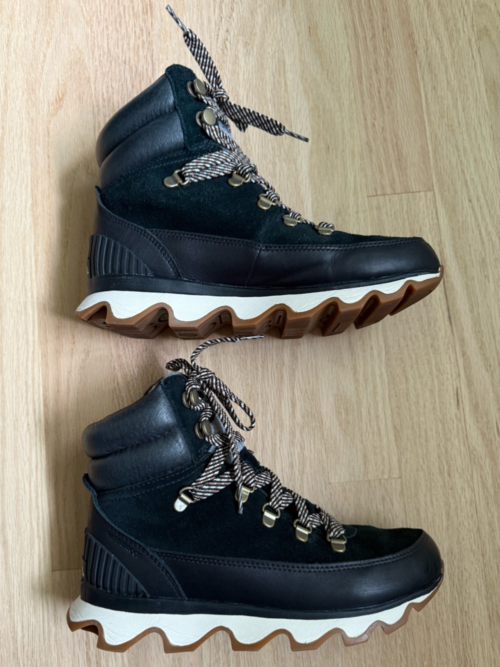 Sorel Kinetic Conquest Waterproof Boots - 7